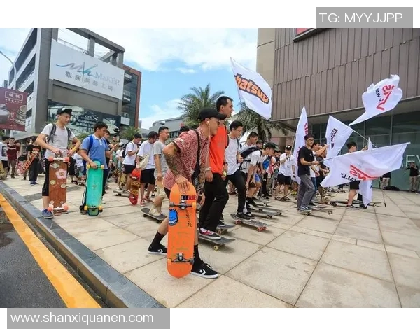 深圳滑板队逆袭之旅：攀岩联赛中的不屈精神与团队力量